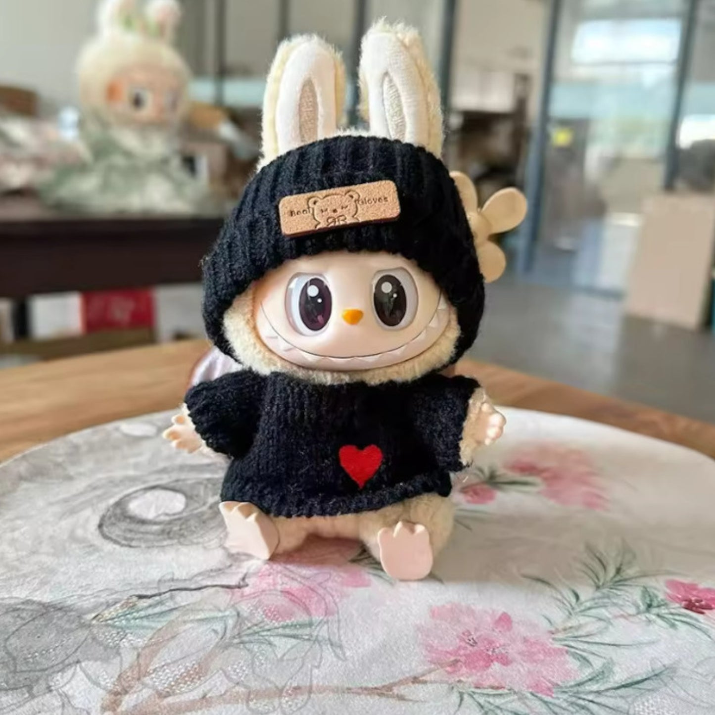 Ropa y Sombrero para Muñeca Labubu 17 cm